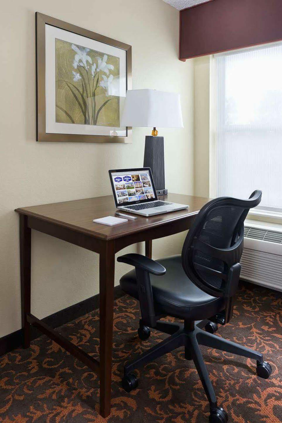 Hampton Inn Houston Willowbrook Mall Екстериор снимка
